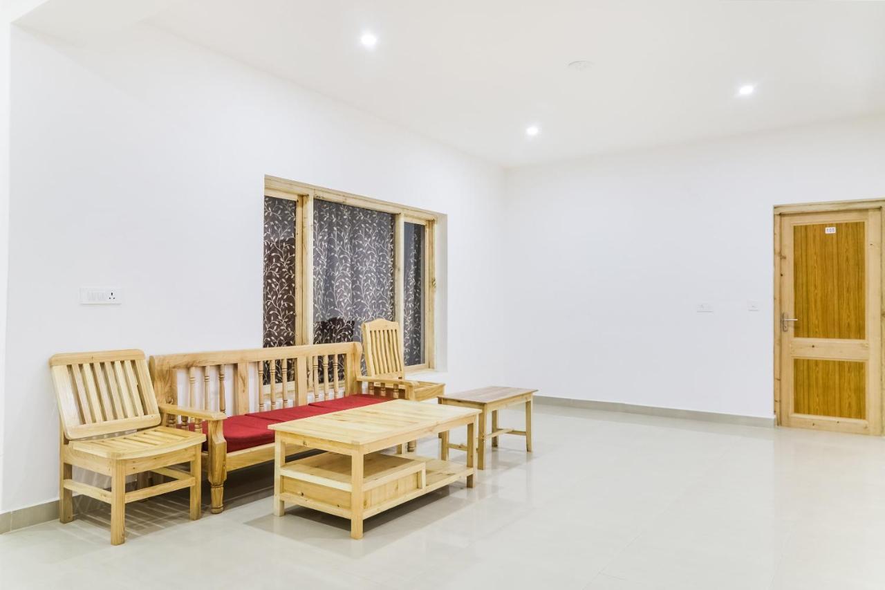 Oyo 72466 Hotel Yuvraj Shivpuri  Exterior photo
